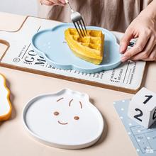 新款陶瓷卡通创意早餐盘家用釉下彩萌趣造型小吃盘蛋糕甜品盘子