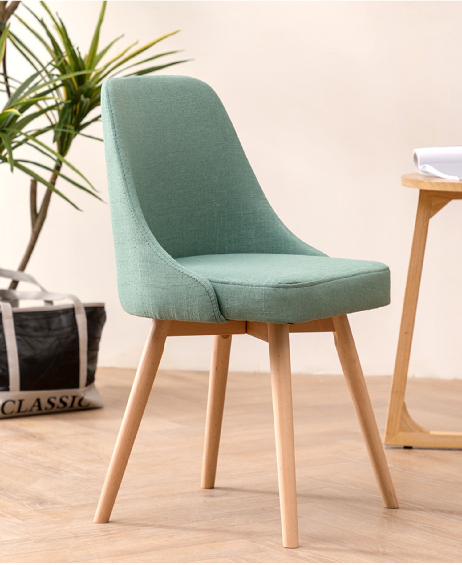 椅子靠背家用卧室书桌椅书房简约北欧化妆椅餐厅餐椅实木餐桌凳子