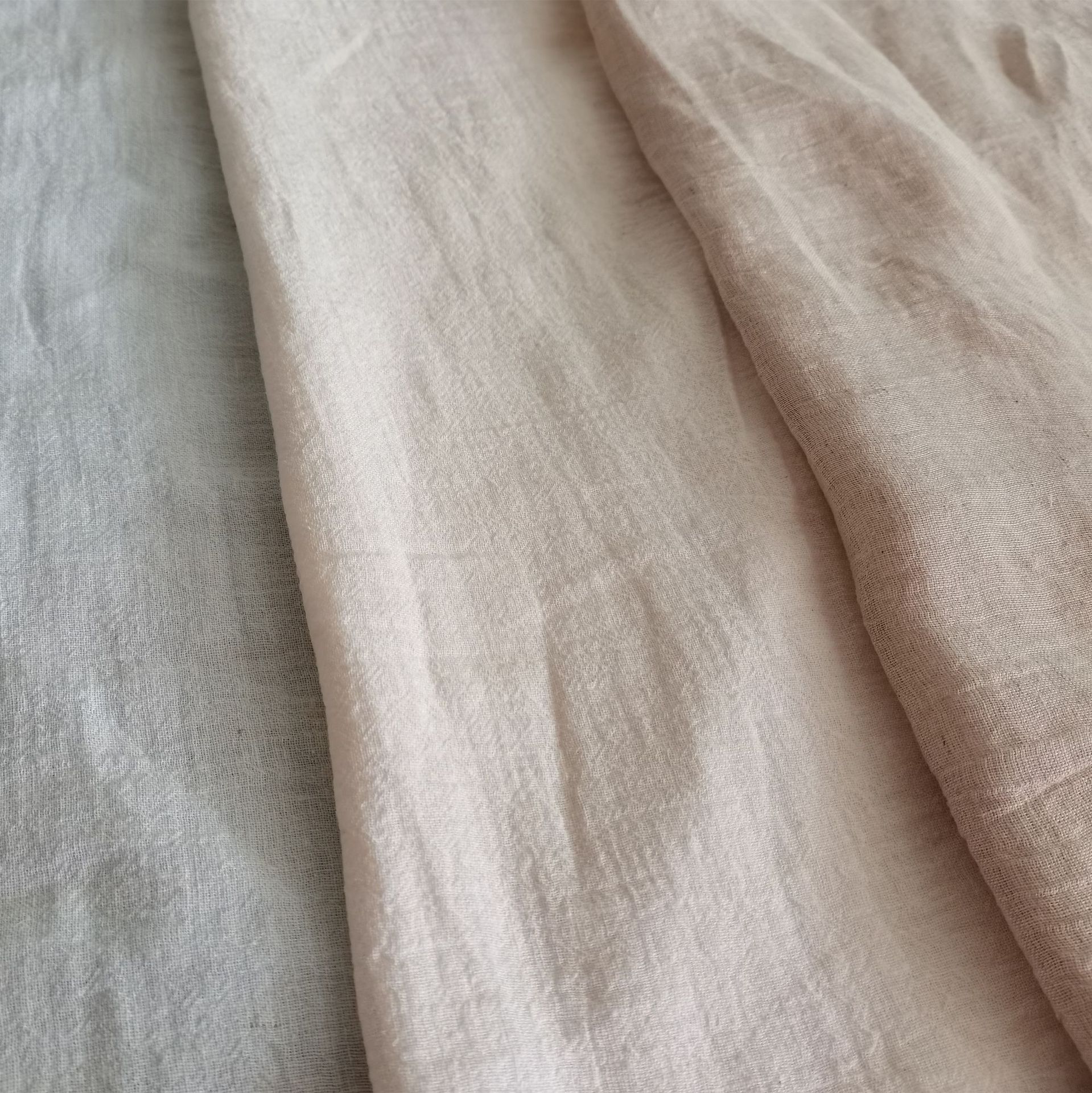 特架轻仓l4292 稀疏汉麻亚麻棉肌理绉布 春夏外衫裙装,围巾面料