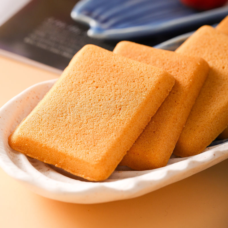 千丝干烙蛋糕整箱早餐鸡蛋煎饼休闲饼干小吃零食品大礼包便宜批发