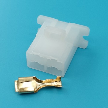 4p4孔国产适用汽车连接器 线束插头车用接插件 dj70413b-6.