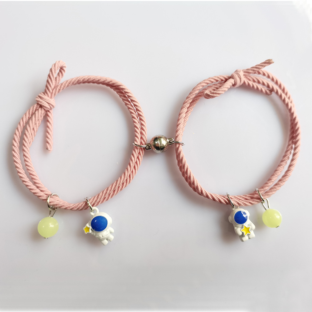 夜光宇航员小皮筋手腕情侣磁铁相吸手链小皮套闺蜜个性感应手绳