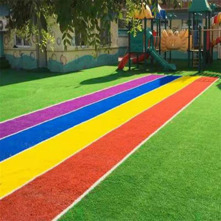三叶耐用仿真地毯人工绿色户外阳台幼儿园彩虹跑道人造装饰假草皮