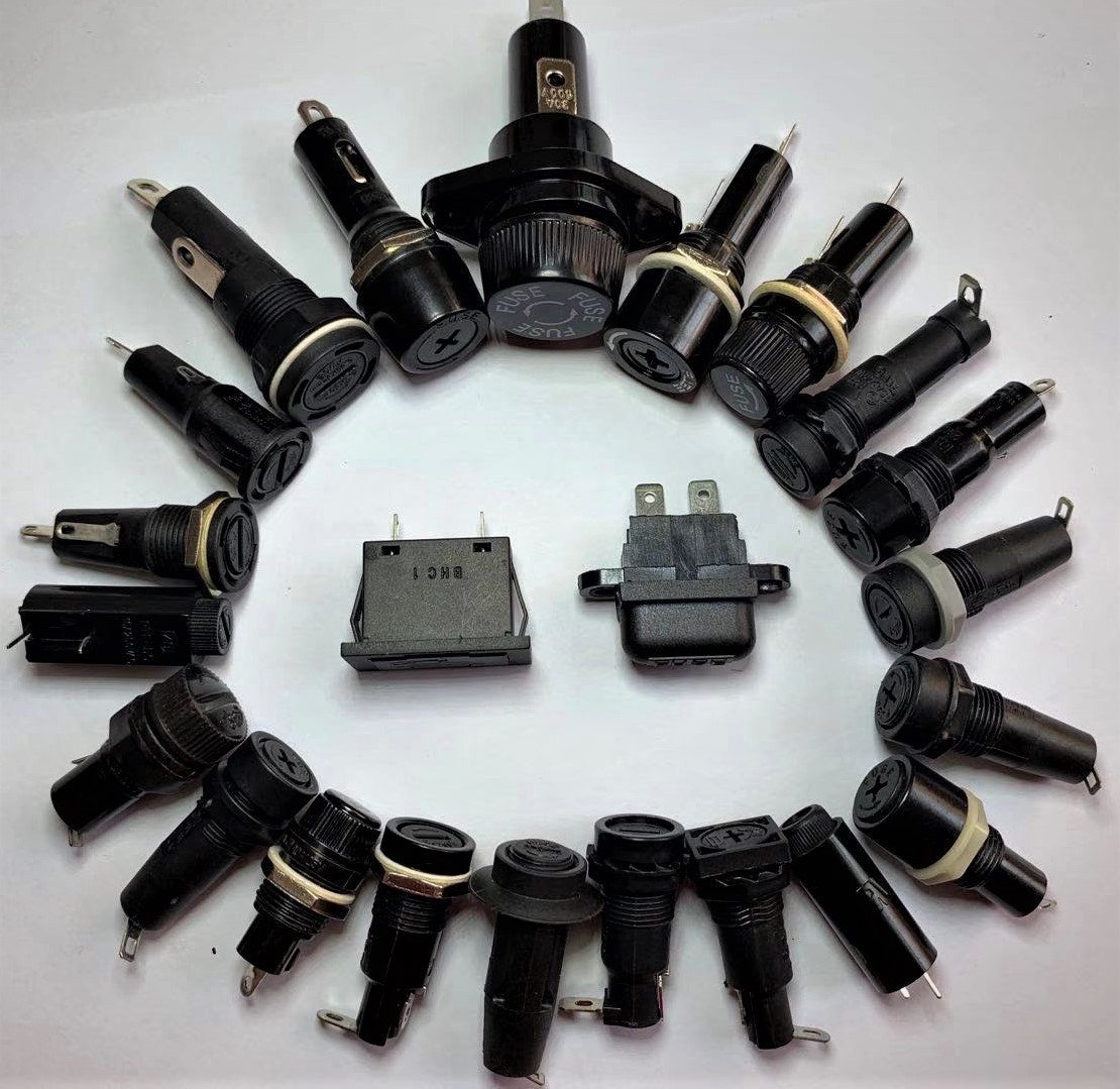 保险座保险丝座保险管座安规环保520630汽车保险座