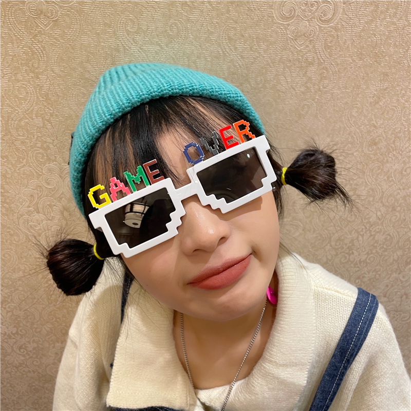 派对墨镜拍照搞怪装饰可爱太阳镜网红自拍搞笑沙雕情侣婚礼道具女