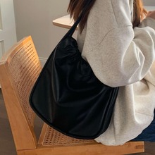 韩国同款包包女2024新款小众大容量褶皱黑色复古手提单肩托特包潮