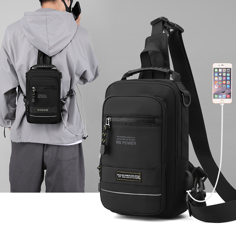 New Men's Chest Bag Outdoor Functional Crossbody Bag European and American Fashion Shoulder Bag Small Backpack