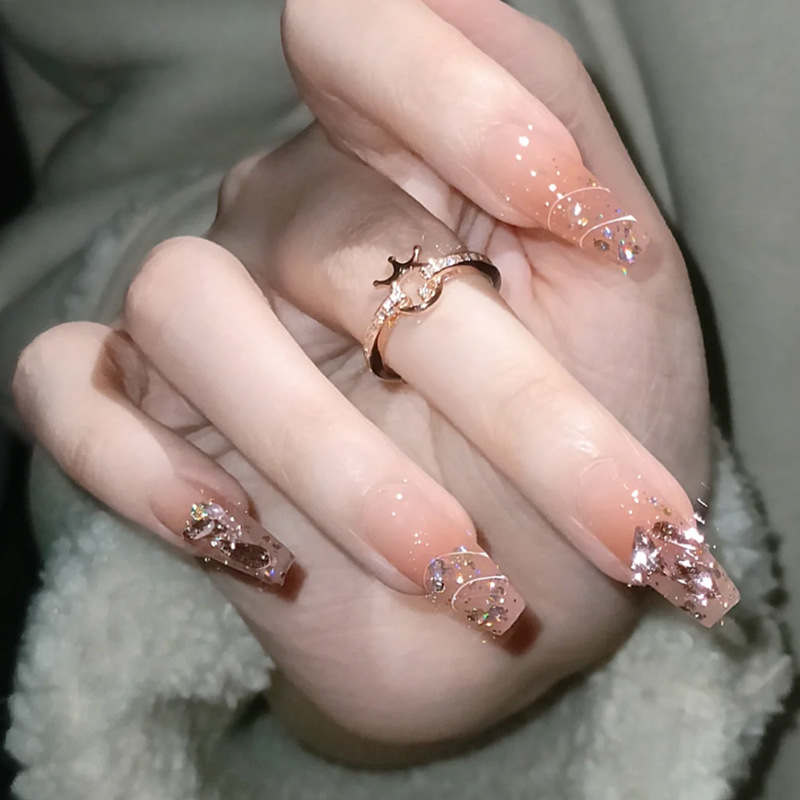 网红爆闪穿戴甲千金轻奢高级感2023新款指甲贴片长款纯欲美甲成品