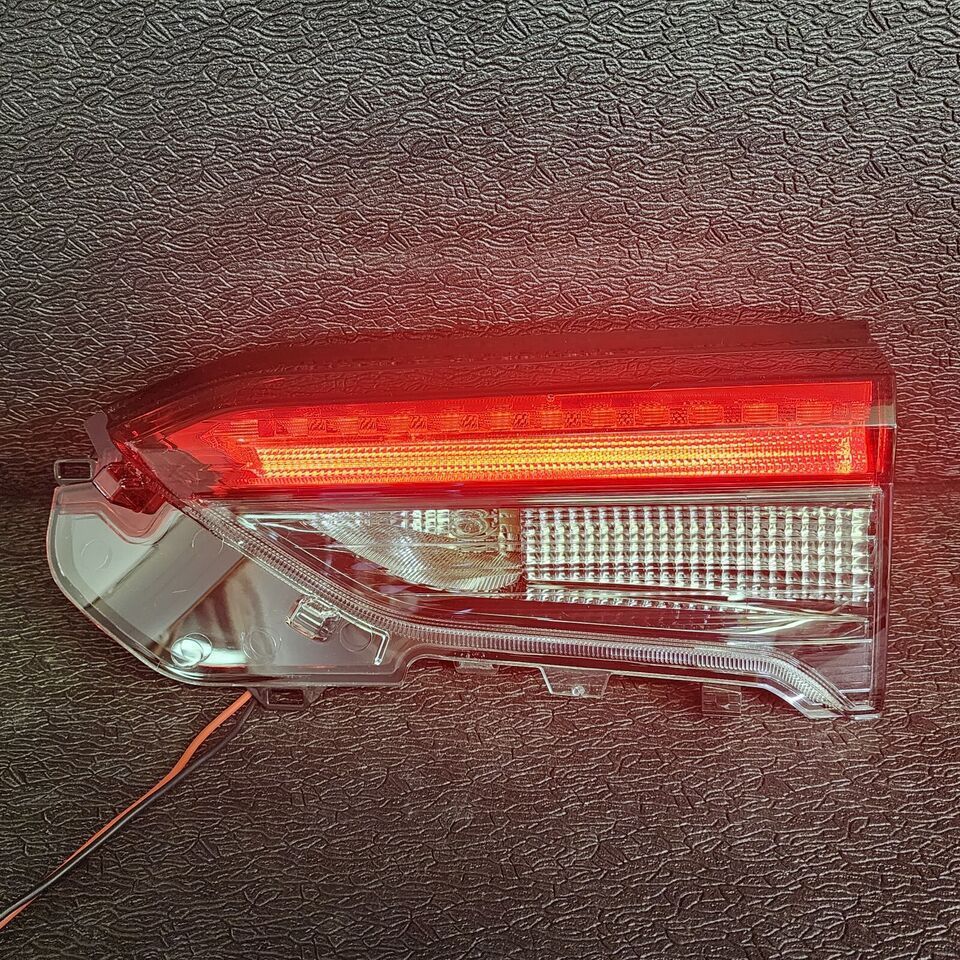 适用于2019-2021年toyota rav4尾灯美版81580-0r060 81590-0r060