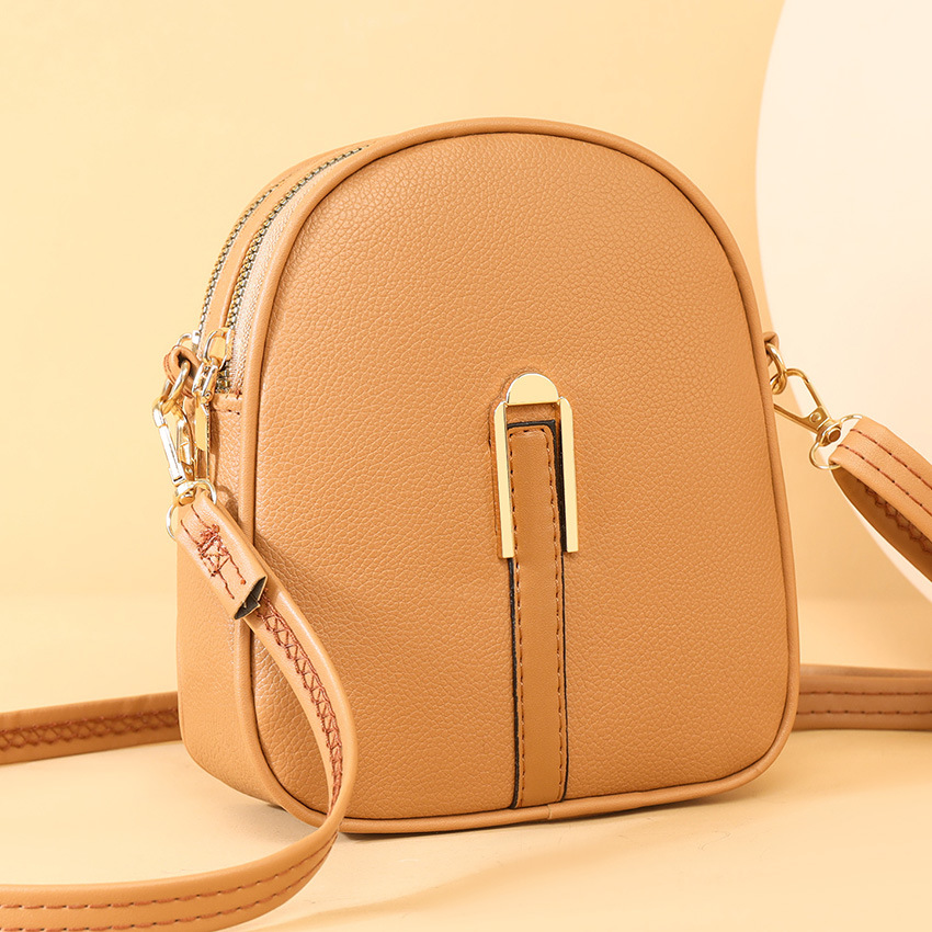 Mobile Phone Bag Women's Bag 2024 New Crossbody Bag Spring Stylish Simple and Versatile Vertical Small Shoulder Bag Phonebag