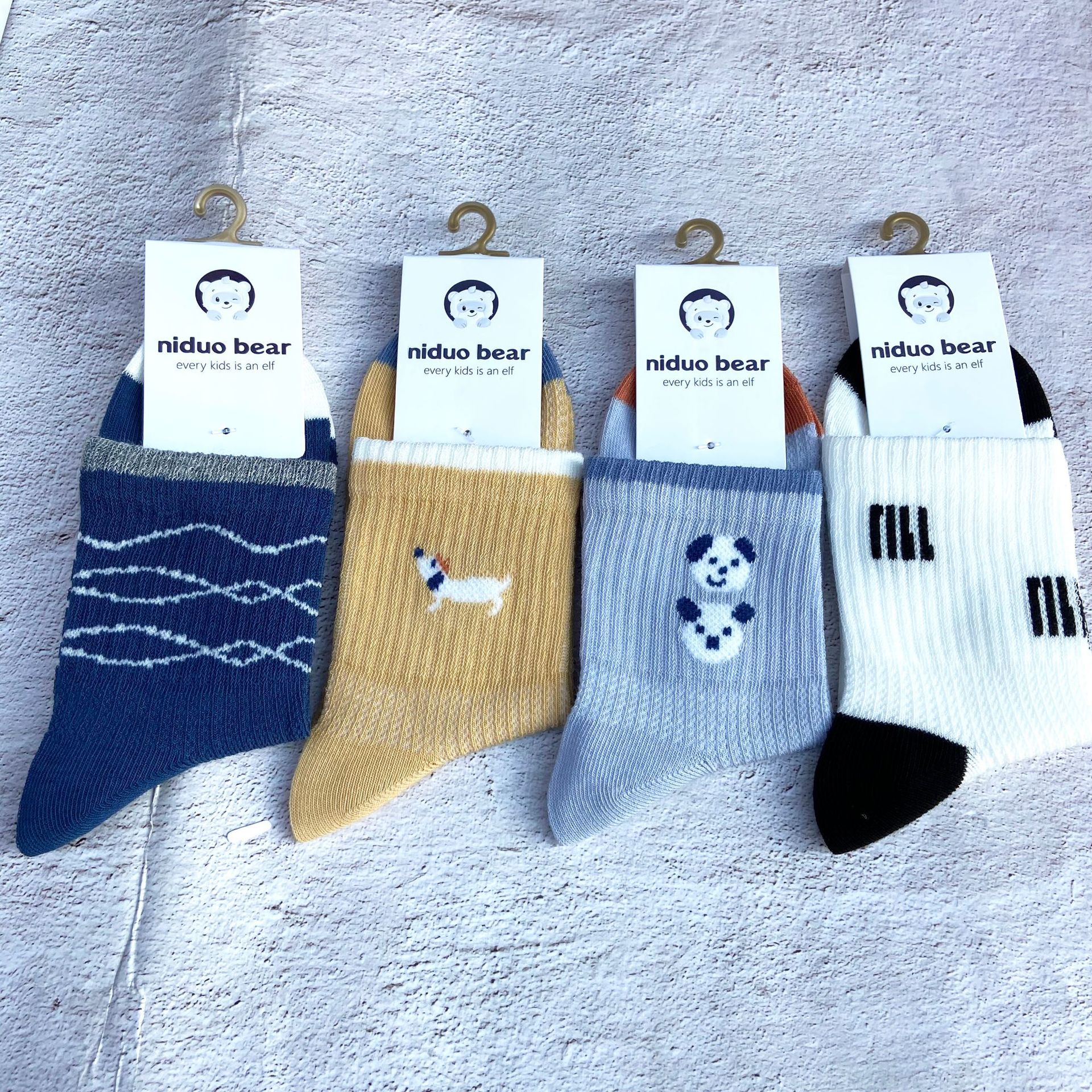 尼多熊童袜男童袜子春夏款网眼中大童男孩无骨袜卡通中筒儿童袜子