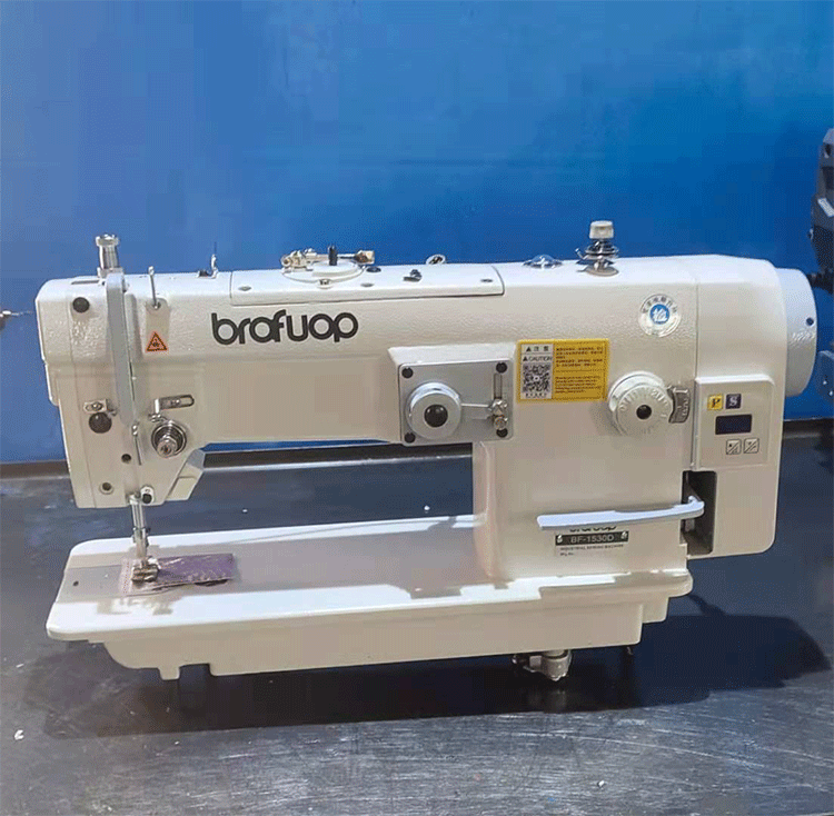 批发1530自动供油大梭曲折缝机 皮革厚料三角针包边机工业缝纫机