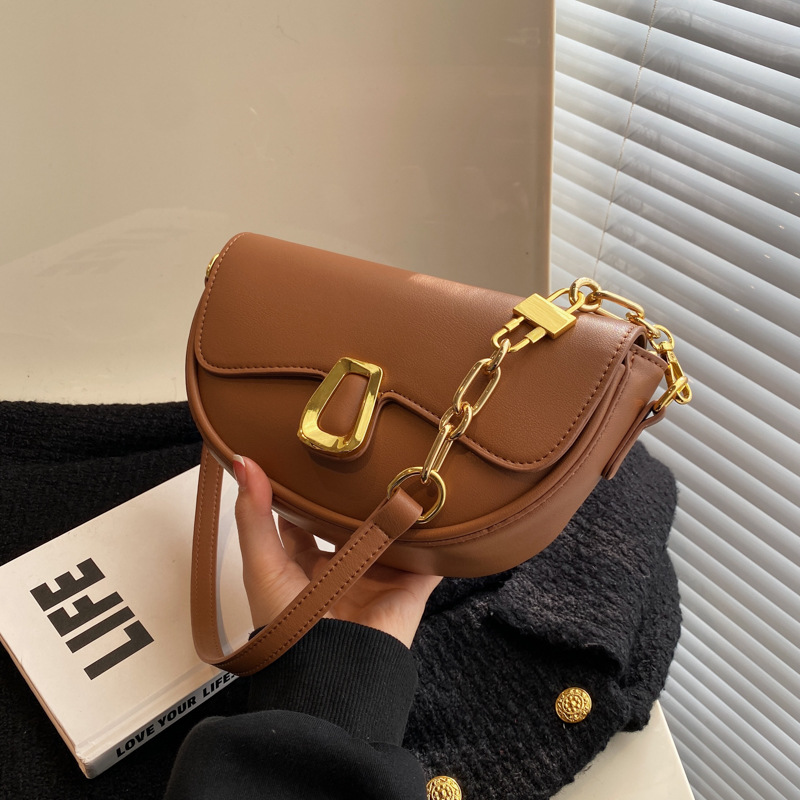 Retro Small Bags 2022 Winter New Ins Fashion Messenger Bag Texture Underarm Shoulder Simple Western Style Saddle Bag