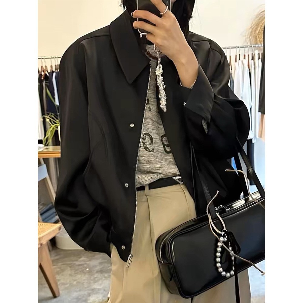 现 2024春季新款韩国设计师LYCM男友风缎光拉链夹克外套