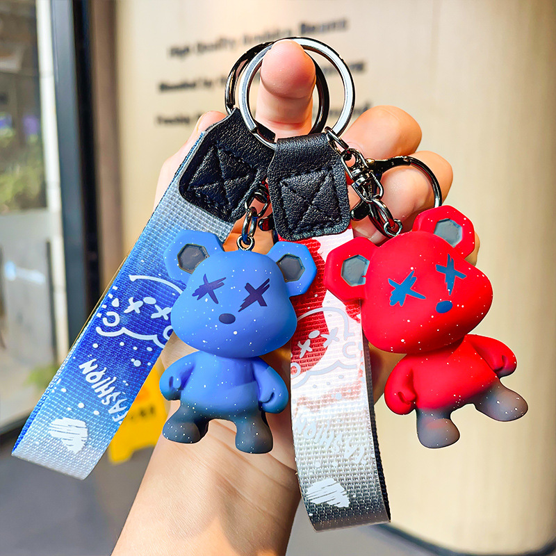 Cartoon Resin Chameleon Bear Keychain Cute Trendy Fashion Car Key Chain Couple Bag Pendant Wholesale