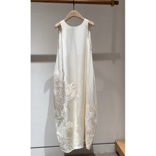 YT317453今年流行的漂亮小众设计米白色醋酸刺绣连衣裙子女装2024
