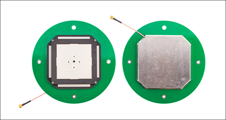内置rtk天线差分高精度gps北斗gnss三系统七频内置rtk接收天线