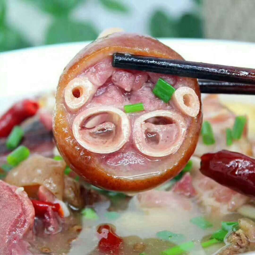 腊猪脚四川特产农家自制柏枝柴火烟熏腊肉咸肉腊猪蹄肘子前腿整只