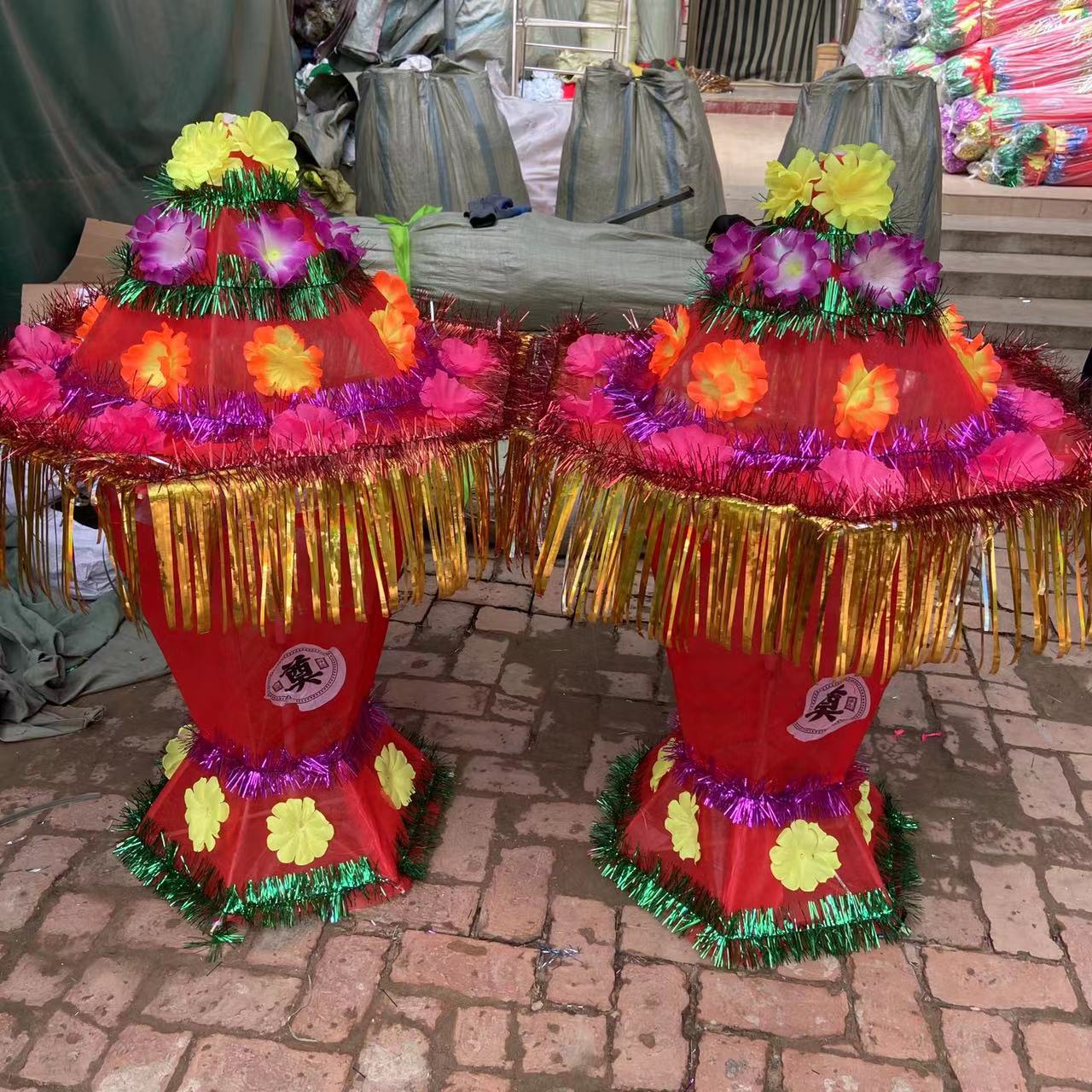 殡葬专用大花篮量大价格可以优惠本厂专业生产型号齐全需要进店看一下