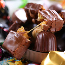 俄罗斯糖果混装巧克力威化夹心混合糖零食大礼包喜糖年货整箱批发