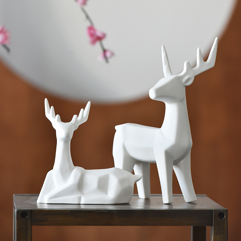 创意北欧ins轻奢风麋鹿摆件家居客厅装饰品动物陶瓷工艺品乔迁礼