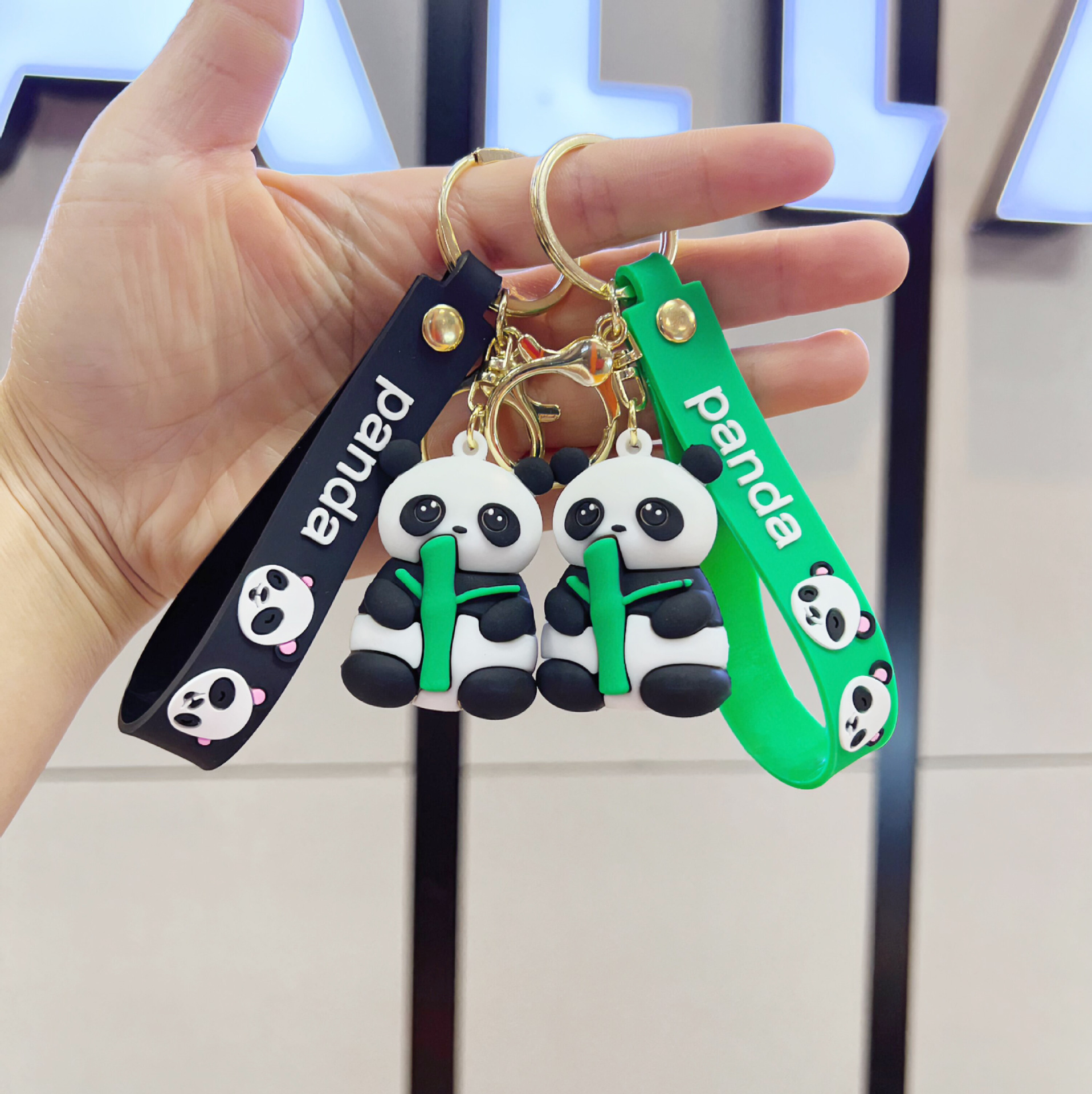 online red hot style bamboo holding lesser panda keychain pendant children‘s gift couple schoolbag bag key ring chain wholesale