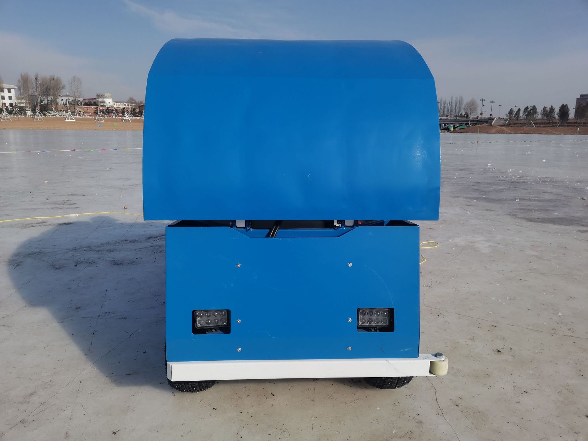 整冰车 洗冰车磨冰车 浇水车修冰车 冰面处理车 电动洗冰车