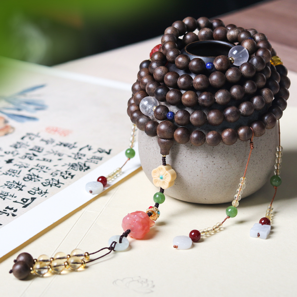 设计款白奇楠沉香木佛珠项链盐源玛瑙九尾狐金膏玉配件饰品批发女