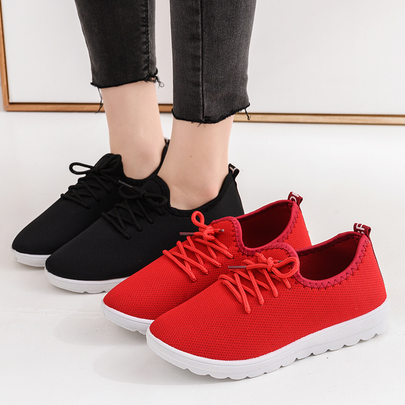 9-0 Spring 2022 New Old Beijing Cloth Shoes Women's Comfortable Breathable Mom Shoes Leisure Cloth Shoes Market Street Vendor Shoes