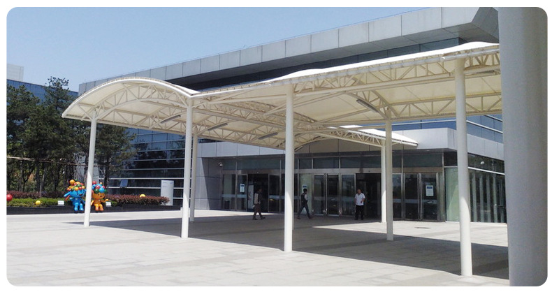 厂家定制安装膜结构商业走廊 膜结构天桥 膜结构走道走廊遮阳篷