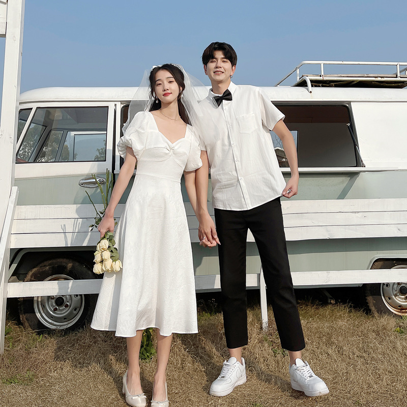 2022夏季新品情侣装结婚证拍照服男女旅拍纯白衬衫连衣裙