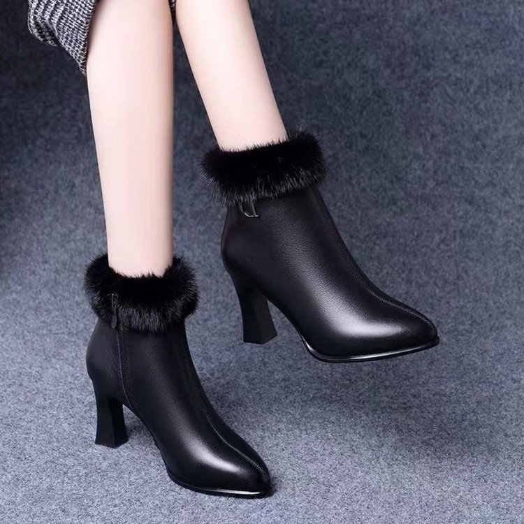 2023年新款秋冬季细跟小跟短靴女气质高跟鞋加绒女皮鞋磨砂女靴子