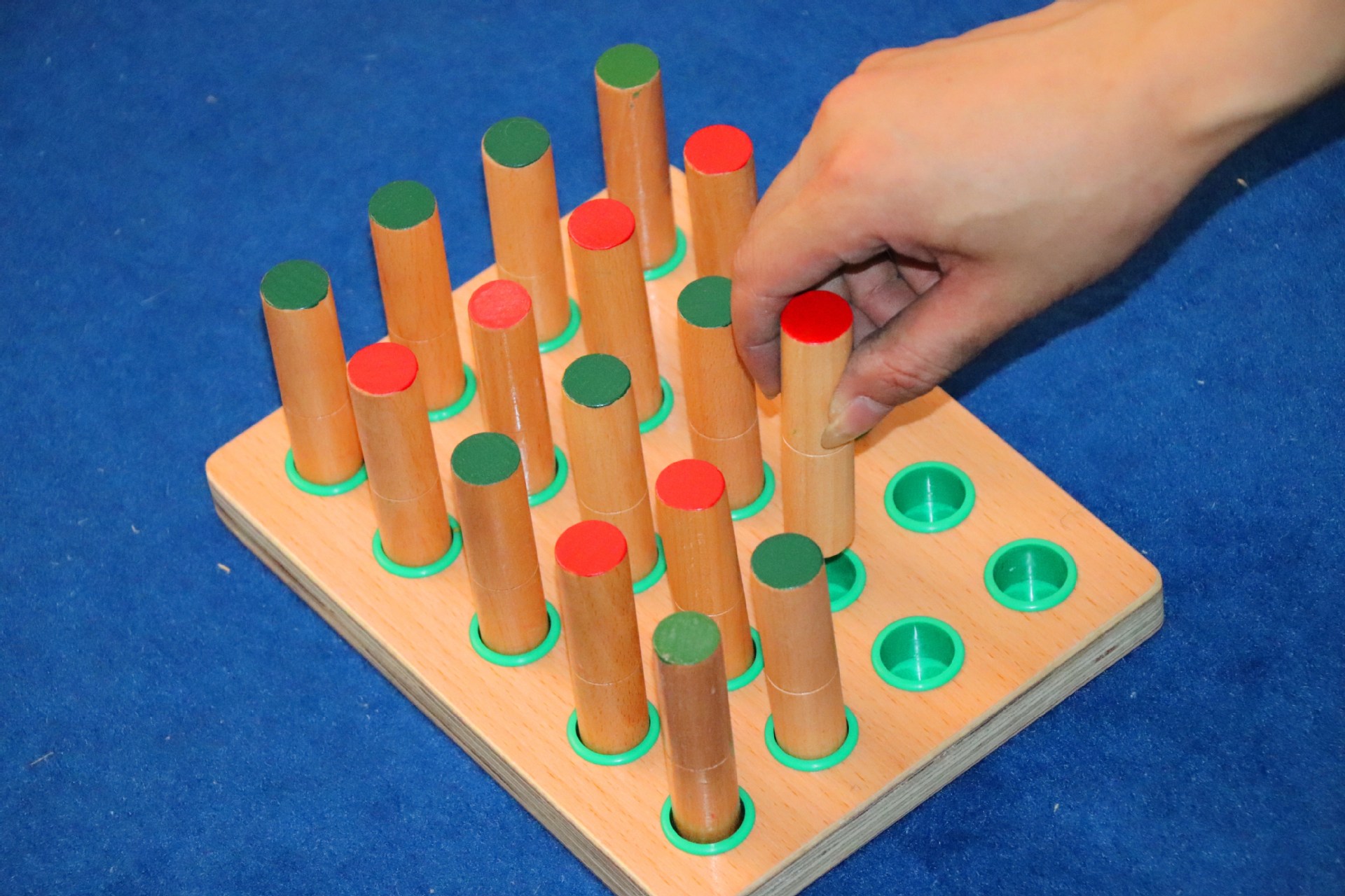 源头厂家 木插板 康复训练 木钉板 手部功能训练器 手眼协调训练