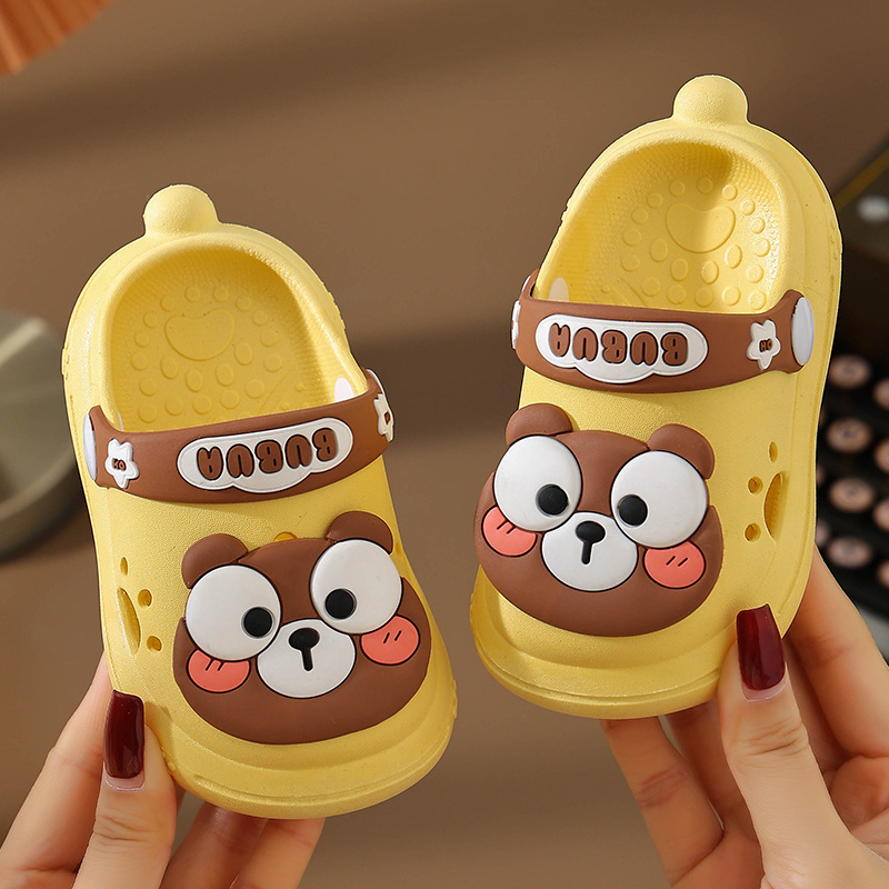 Children's Korean-Style New Summer Slippers 2024 Girls' Fashion Closed Toe Slip-on Slippers for Outer Wear Casual Beach Shoes