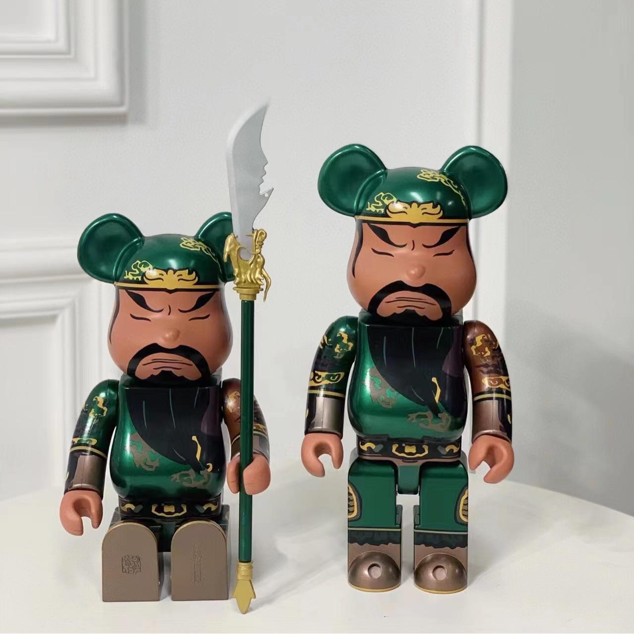 bearbrick400%关羽积木熊潮玩三国暴力熊摆件手办模型礼物礼盒装