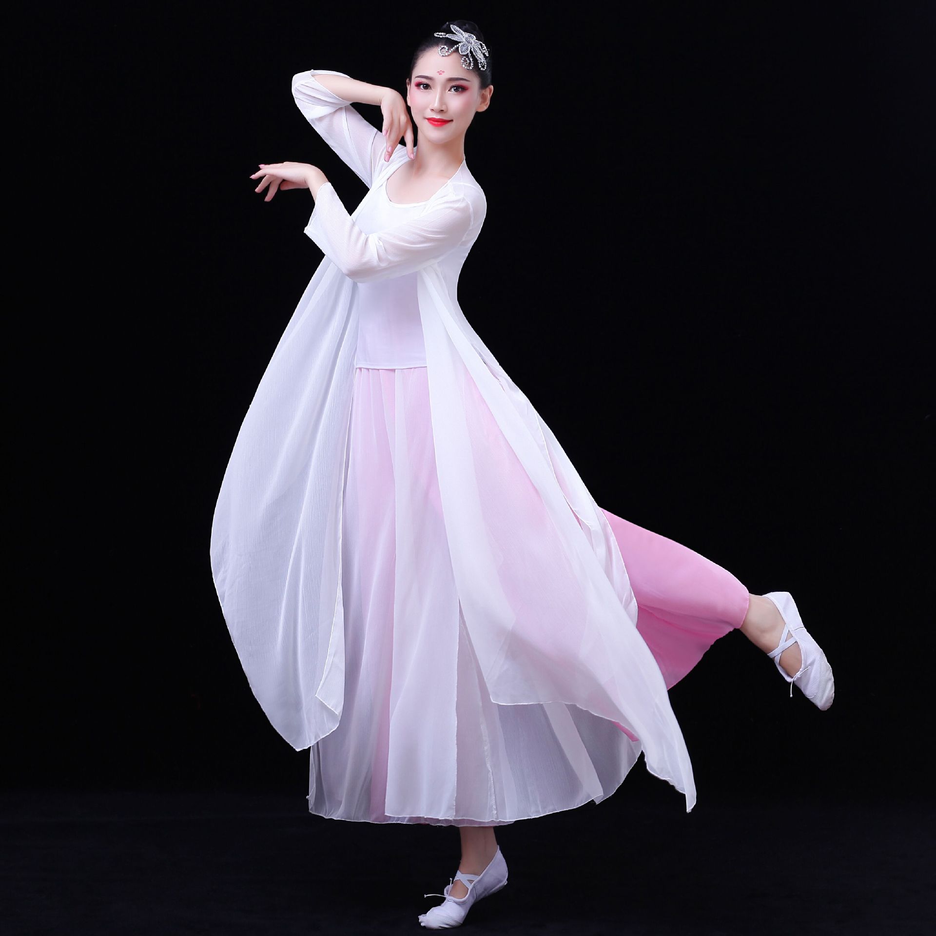 古典舞演出服女飘逸中国风新款荷花民族扇子舞蹈服装艺考秧歌套装