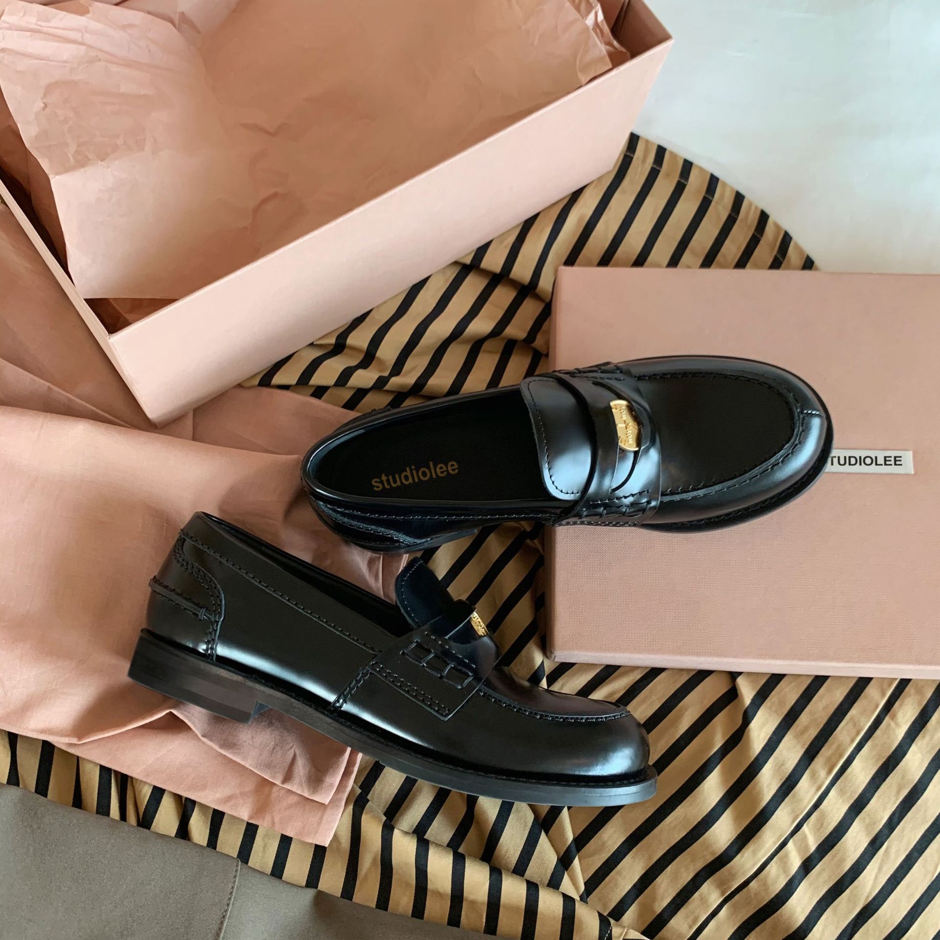 靖锐葡萄妈studiolee 真皮金扣单鞋粗跟厚底小皮鞋英伦风乐福鞋女