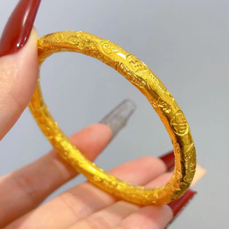 古法金色吉言手镯宽版女款实心闭口金黄色錾刻镯子小众复古风镯子