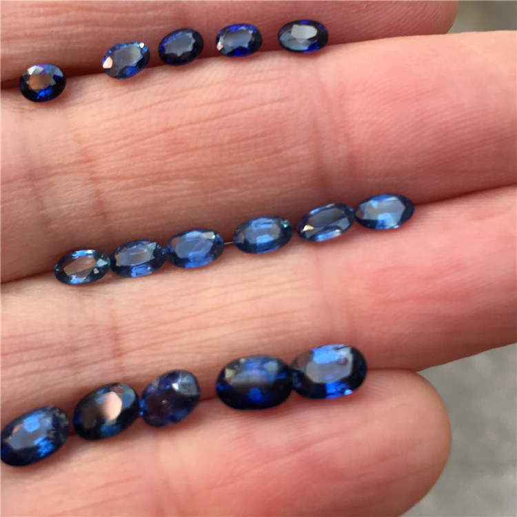 珠宝批发天然非洲蓝宝石戒面裸石椭圆形戒面首饰镶嵌配石