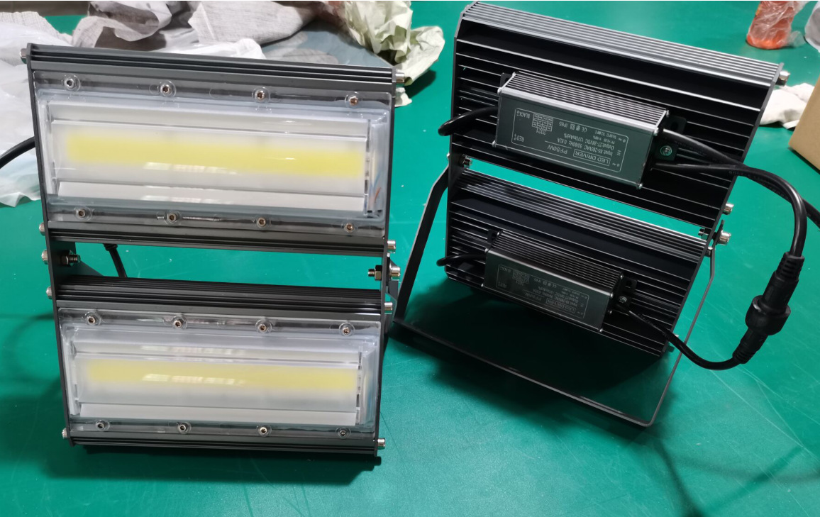 led投光灯 线型模组高低压隧道灯 户外防水防爆防眩球场射灯路灯