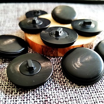 厂家现货热销黑色天然牛家蘑菇线脚扣呢子大衣棉服外套真牛角纽扣