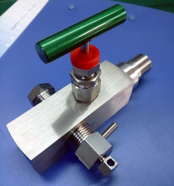 厂家直销ss-4je8m8f 压力表多口计量截止阀