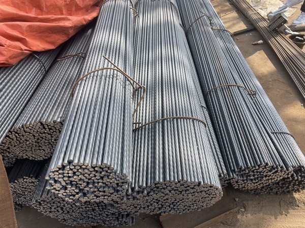 预应力pc钢棒高弹性耐腐蚀螺纹钢筋养殖场地面专用 切割定尺焊接