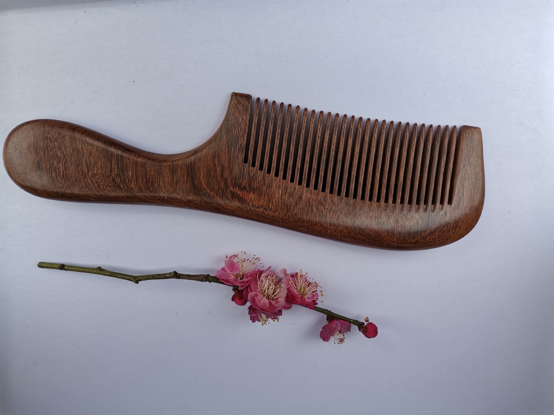 厂家直供现货批发檀木梳黑檀梳子绿檀梳黑金檀梳可定制