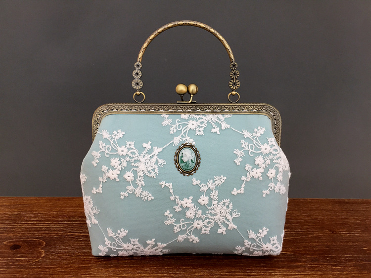 成品手工旗袍包批发刺绣女复古diy口金包手提小包中国民国风布包