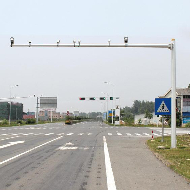 交通高速公路l型八角道路监控立杆悬臂式监控杆厂家销售信号灯杆