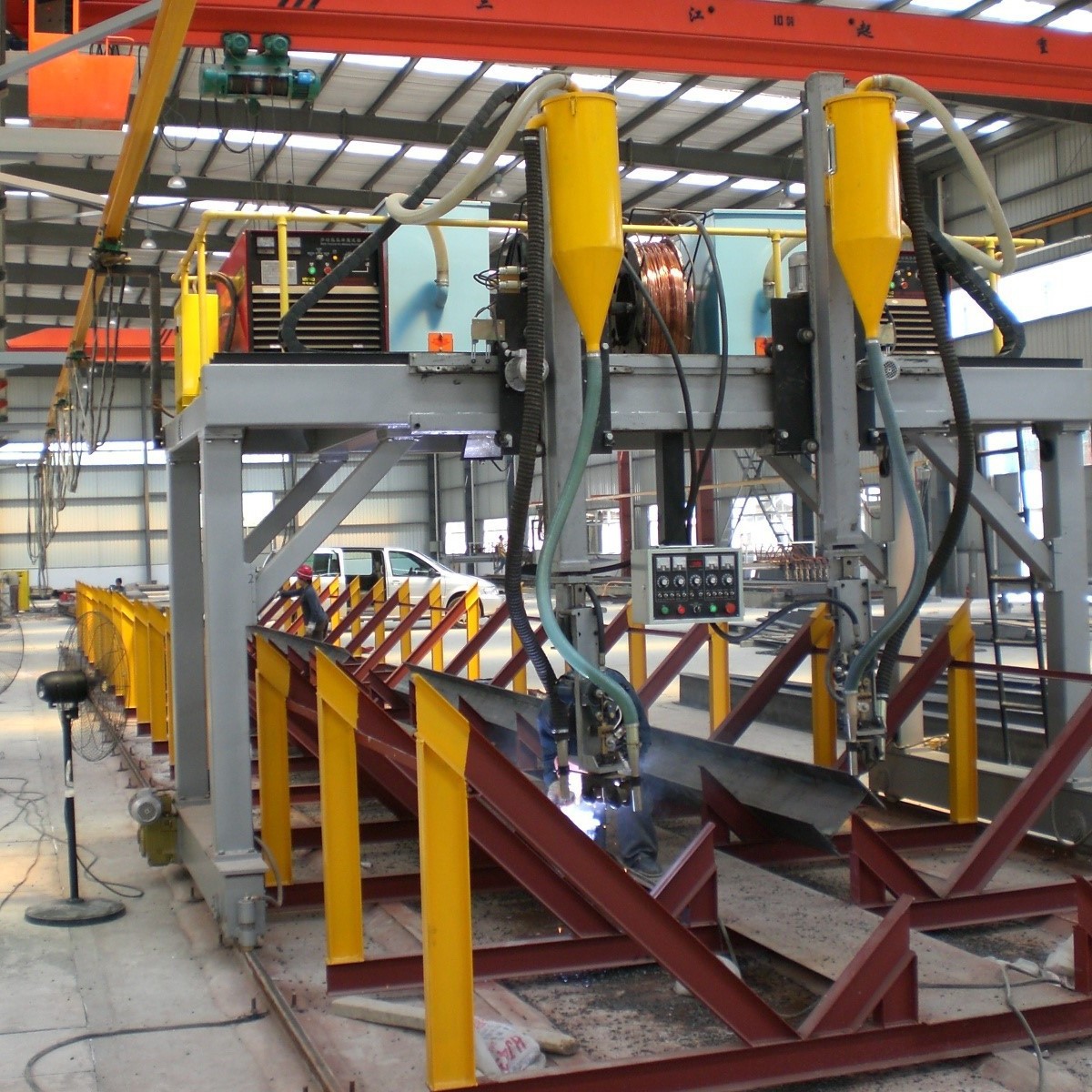 焊研威达厂家生产lmz系h型钢龙门式自动埋弧焊机单丝单弧双丝双弧