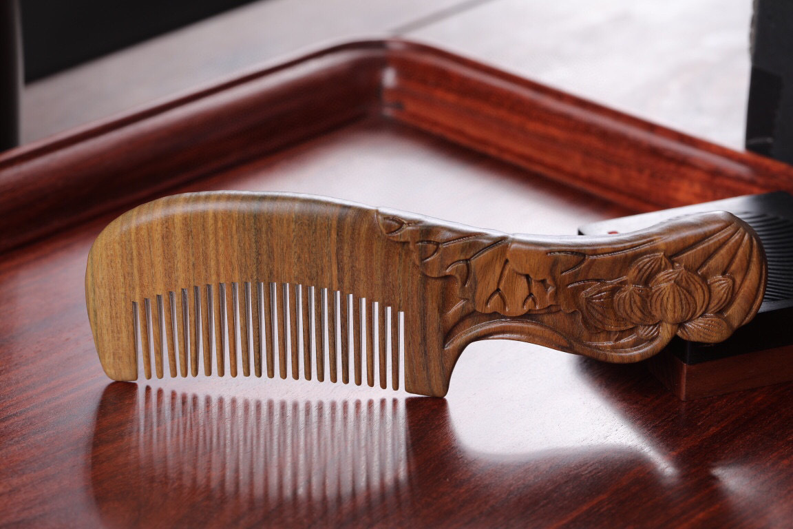 媺娇娘 正宗阿根廷绿檀木梳 荷花 精品创意礼品头梳 工艺美发梳子