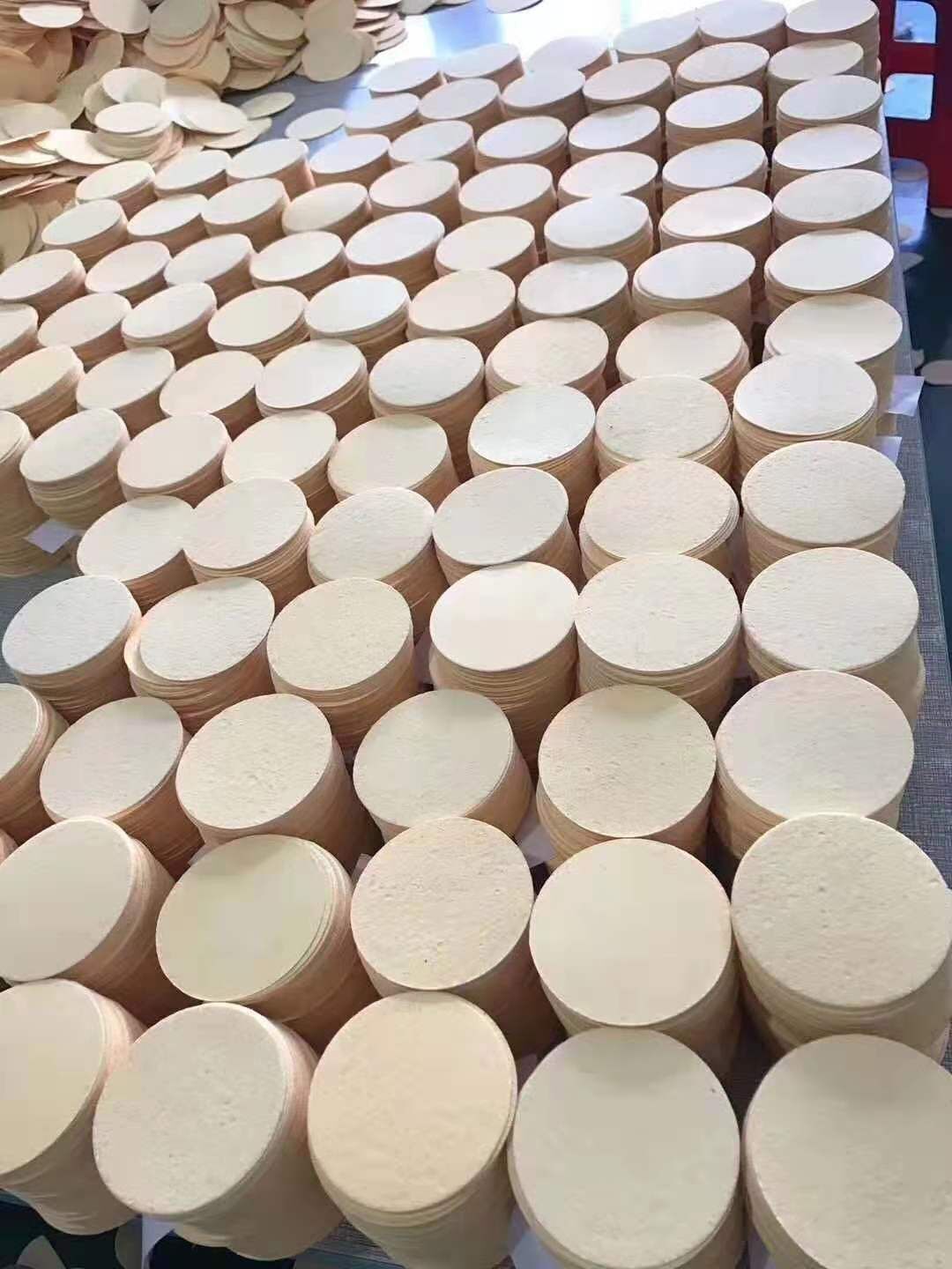 工厂定制 吸水膨胀清洁洗脸棉 去角质木浆棉 肤色吸水干海绵片