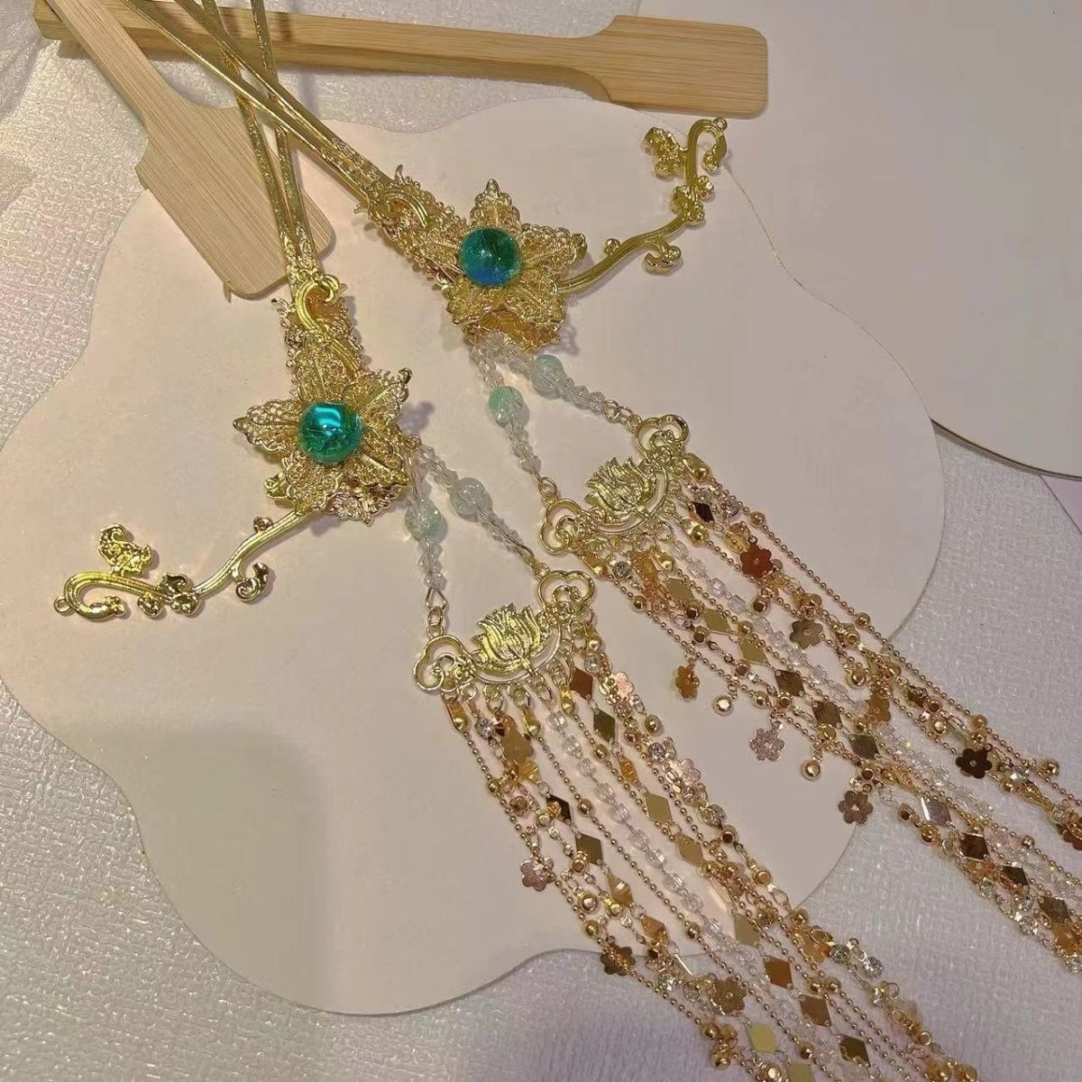 中国古风汉服发饰发冠花钿超仙头饰异域风女配饰发钗公主发冠